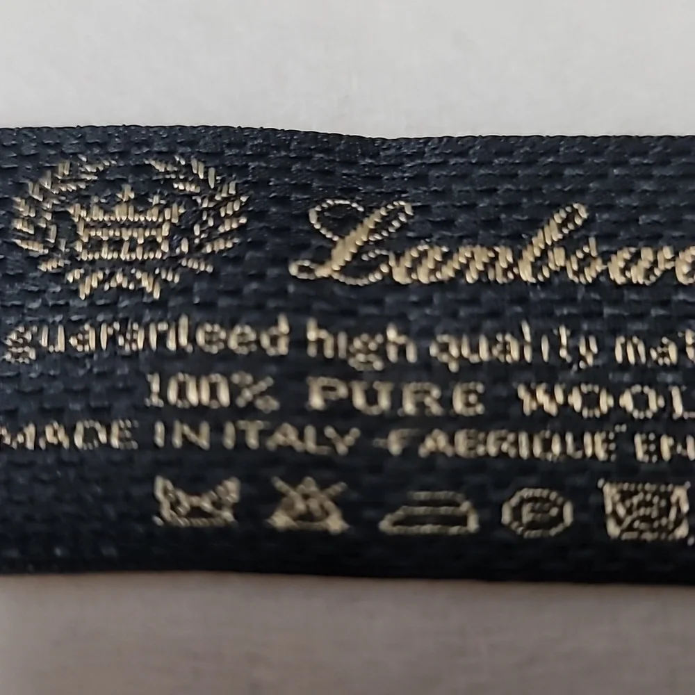 Woman's Luxury Scarf - 100% Wool -‎ Cream